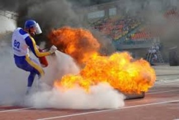 Павлограские спасатели стали четвертыми в области по пожарно-прикладному спорту
