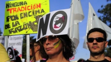 Многотысячный митинг в Мадриде требует запрета корриды