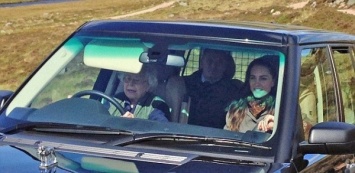 Королева Великобритании прокатила на Range Rover герцогиню Кембриджскую Кейт