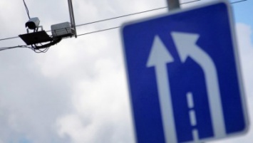 Дорожные знаки в РФ получили приоритет перед разметкой