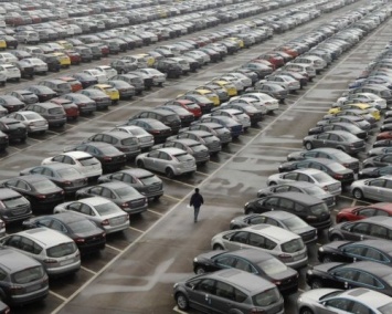 На Украине продажи подержанных авто рухнули на 78%