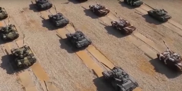 Минобороны России представило видео с «уникальными кадрами» танка «Армата»