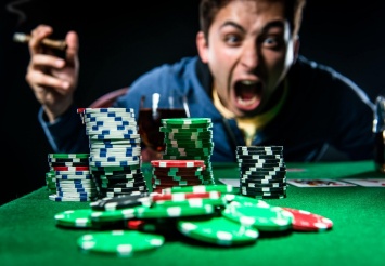 Ученые: Азартные игроки склонны к проявлению агрессии