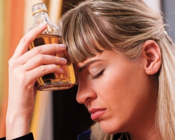 Женщины чаще мужчин страдают от алкогольной болезни печени