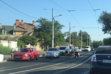 В Одессе на пешеходном переходе сбили даму