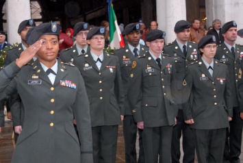 Италия отправляет в Ливию десант врачей и военных