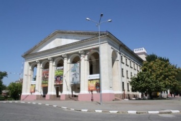 Херсонский драмтеатр откроет сезон юбилейным вечером, посвященным 185-летию со дня основания театра