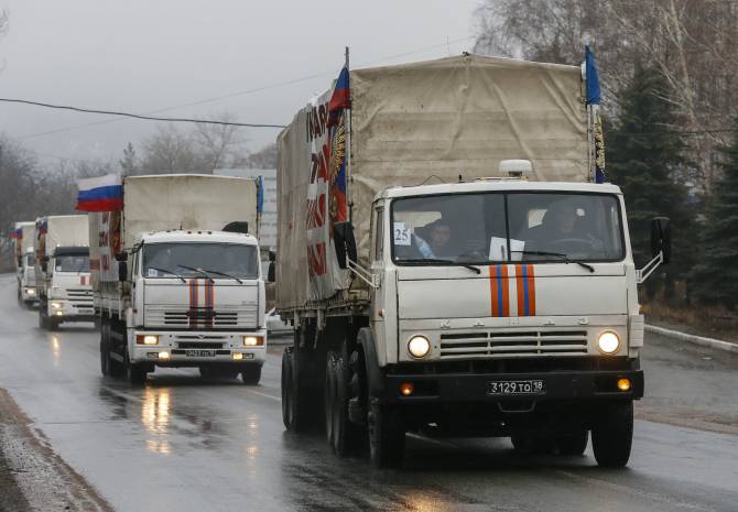 МИД требует, чтобы РФ ввозила гумконвой через официальную границу