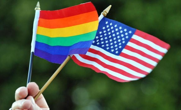 Депутат от «Единой России» поздравил США с легализацией однополых браков
