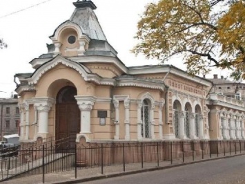 Старейшая библиотека Одессы провела парад юбилеев и памятных дат