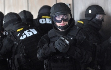 СБУ выслала в Россию женщину, подозреваемую в связях с ИГИЛ