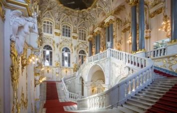 Туристы назвали Эрмитаж лучшим музеем в Европе