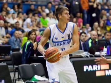 Защитник баскетбольной сборной Украины А.Липовый продолжит карьеру в чемпионате Греции
