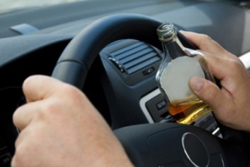За месяц запорожские полицейские оштрафовали сотни пьяных водителей