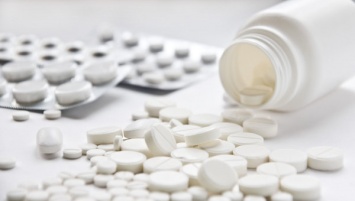 Минздрав планирует снизить розничные цены на лекарства на 30 - 40%