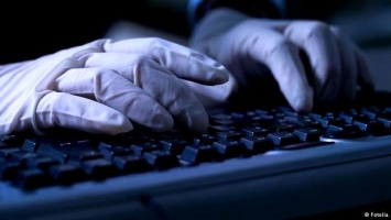 Неизвестная группа хакеров ищет способы отключить интернет