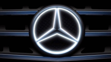 Новая модель Mercedes E-Class Cabriolet попала в объективы фотошпионов
