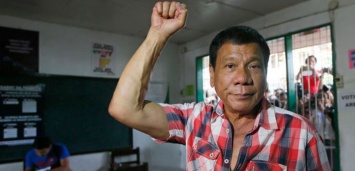 Известный киллер признался в работе на президента Филиппин