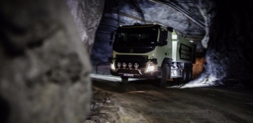 Volvo испытывает беспилотный грузовик под землей