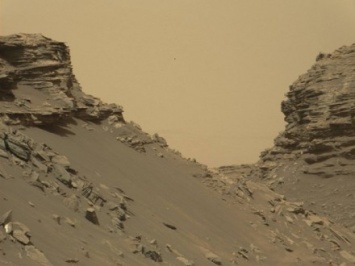 NASA обнародовали уникальные фотографии марсианских скал