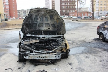 На юго-востоке Москвы сгорел Cadillac