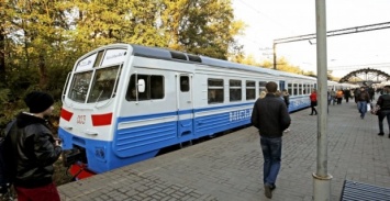 С 23 сентября киевская городская электричка неделю будет ходить по измененному графику
