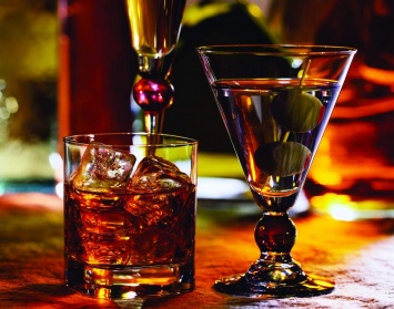 Ученые заявили, что алкоголь в минимальных порциях опасен