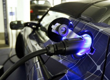 BMW, Volkswagen и ChargePoint создали сеть станций быстрой зарядки электрокаров в США