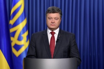 Украина не сделает ни шага вперед, пока Россия не выполнит обязательства в сфере безопасности на Донбассе, - Порошенко