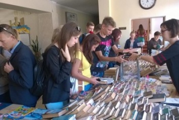 В Бердянском педуниверситете прошла 16-я благотворительная ярмарка