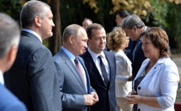 Украина отправила ноту протеста из-за поездки Путина и Медведева в Крым