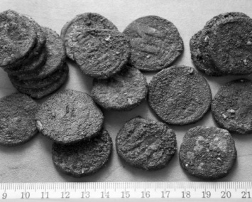 Археологи нашли в Пскове древний клад