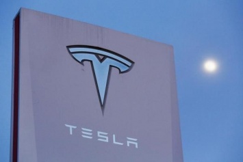 Tesla обвинила бывших партнеров в давлении на компанию