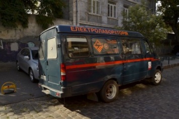 Полиция наказала автохама в переулке в самом центре Одессы (ФОТО)
