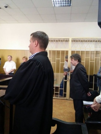 Суд оставил одесского судью Бурана под стражей