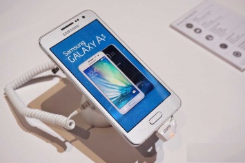 Новый смартфон Samsung Galaxy A3 вскоре представят широкой публике