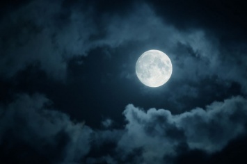 Ученые выяснили, как влияет Луна на здоровье человека
