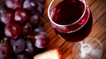 Красное вино не обладает способностями продлевать жизнь