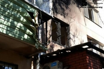 В Запорожье загорелась многоэтажка, пострадали пять квартир и пожилая женщина, - ФОТО