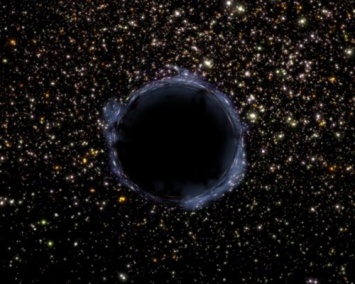 «Голодающая» черная дыра вызвала потускнение яркой галактики