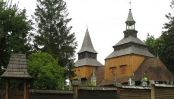 Польские ученые разработали проект благоустройства старинной церкви на Прикарпатье