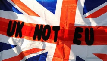 Британию могут оштрафовать за переговоры о торговле до Brexit