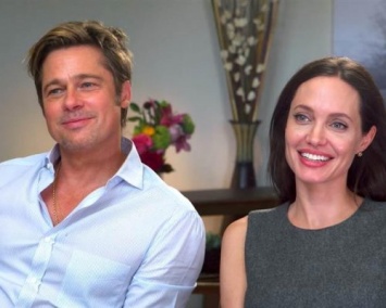 Анджелина Джоли и Брэд Питт подали документы на развод