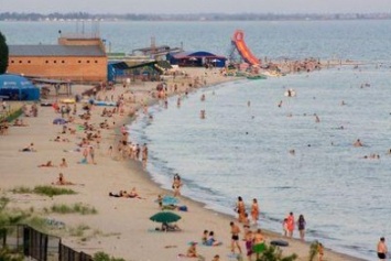 Этим летом на побережье Приазовья было больше отдыхающих, чем в прошлом году