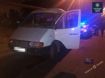В Одессе задержали неадекватного водителя с оружием