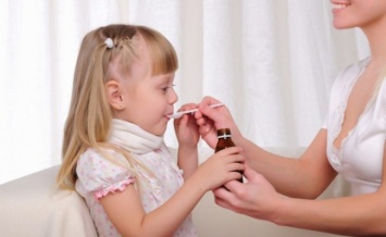 Медики предупредили, что кодеин приводит к проблемам с дыханием у детей