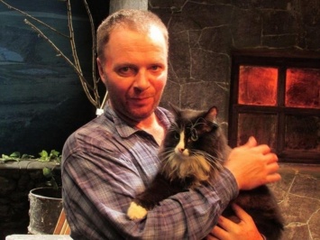 «Актер» театра «У моста» кот Семен потерялся в Москве