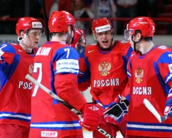 Сборная России по хоккею одержала первую победу на Кубке мира