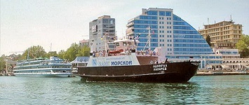 Бывший замминистра транспорта РФ лишает Севастополь паромной переправы