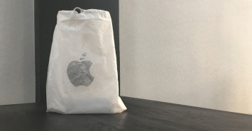 Apple готовит к продаже бумажный пакет